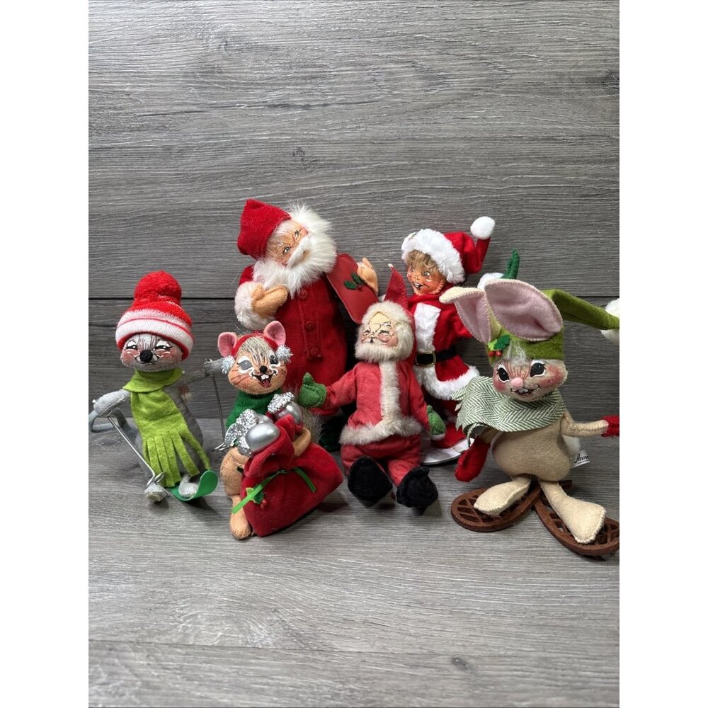 Lot of 6 Annalee Christmas Dolls - Santa, Mrs Clause, Mouse